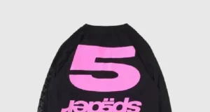 sp5der-pink-young-thug-sweatshirt-1-300x300