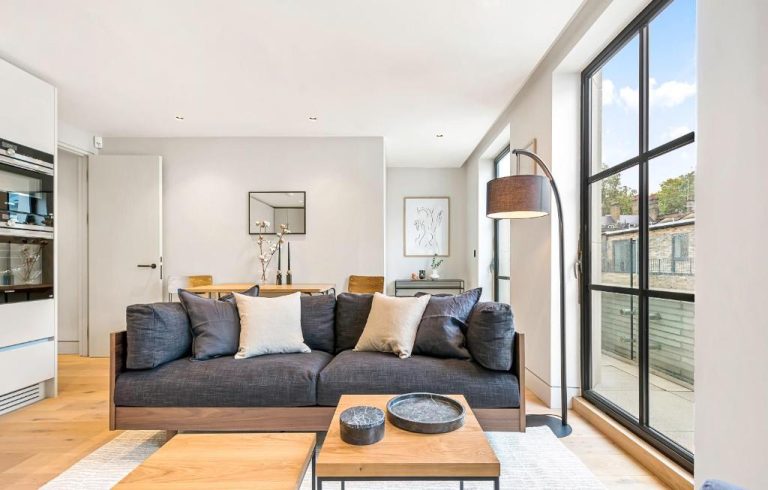 Bloomsbury Residences Condo